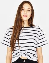 Load image into Gallery viewer, Ecologically grown cotton T-shirt with front knot