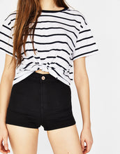 Load image into Gallery viewer, Ecologically grown cotton T-shirt with front knot